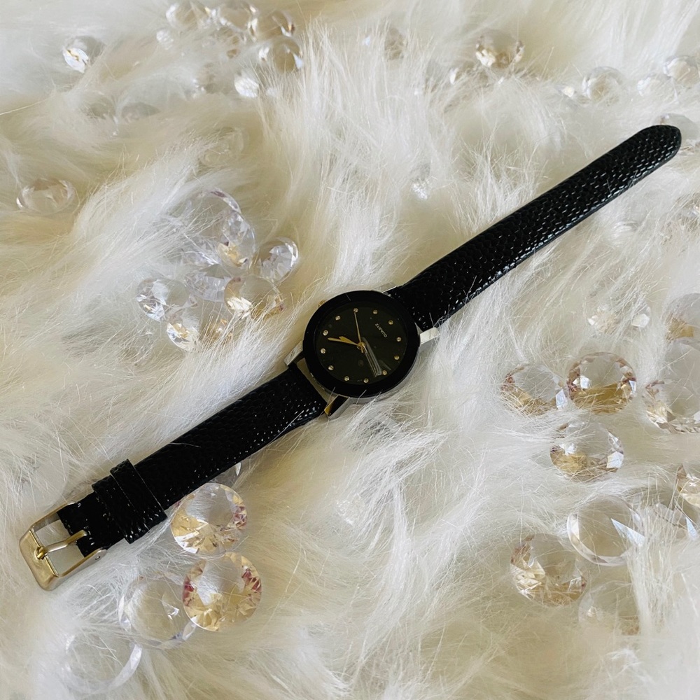 Quartz watch for women